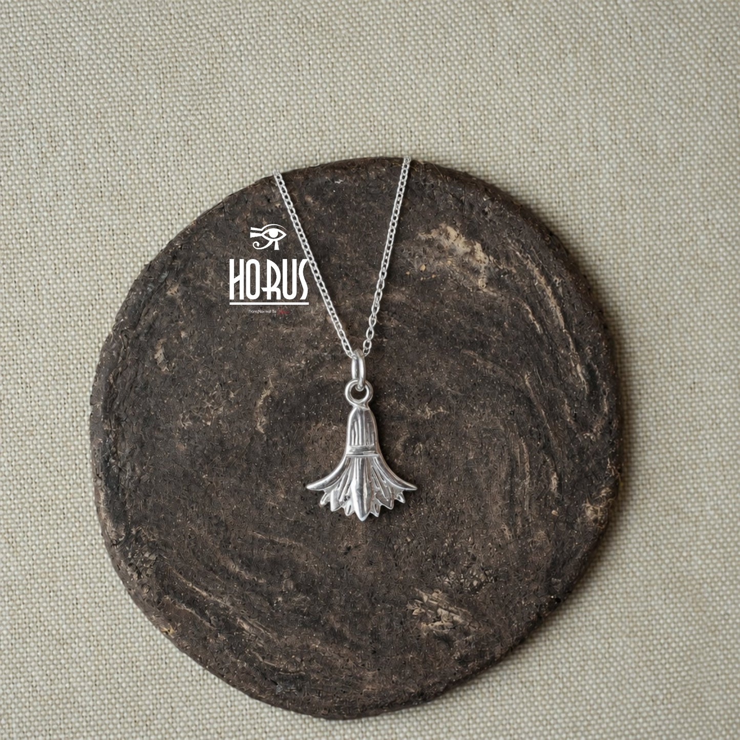 تعليقة زهرة اللوتس فضة – رمز فرعوني للنقاء والتجدد - Horus jewelleryNecklaceHorus jewellery