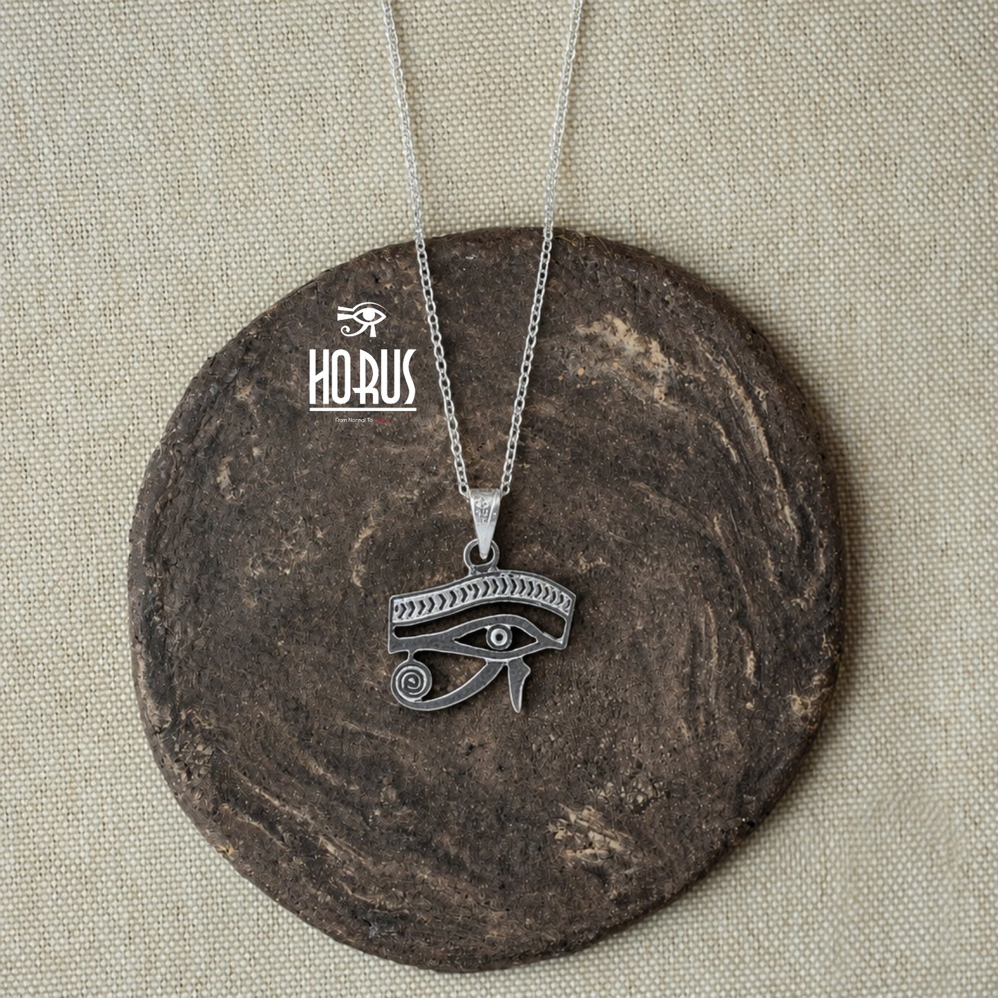 تعليقه فضة بتصميم أيقوني لتعليقة عين حورس - Horus jewelleryNecklaceHorus jewellery