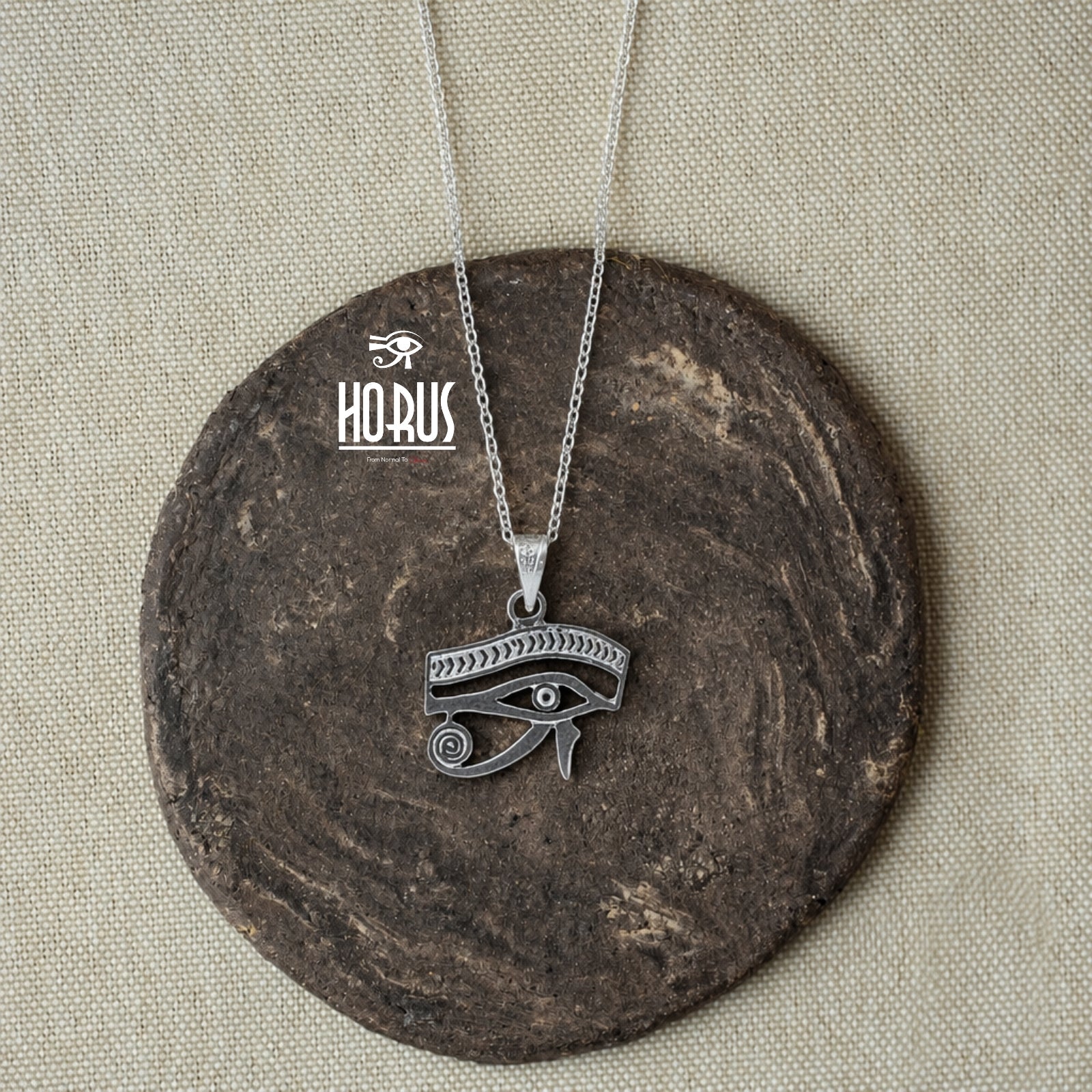 تعليقه فضة بتصميم أيقوني لتعليقة عين حورس - Horus jewelleryNecklaceHorus jewellery